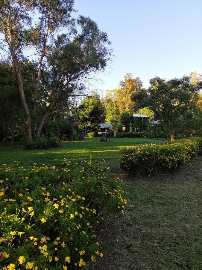 Posada De La Rosarito Hotel Brandsen Bagian luar foto