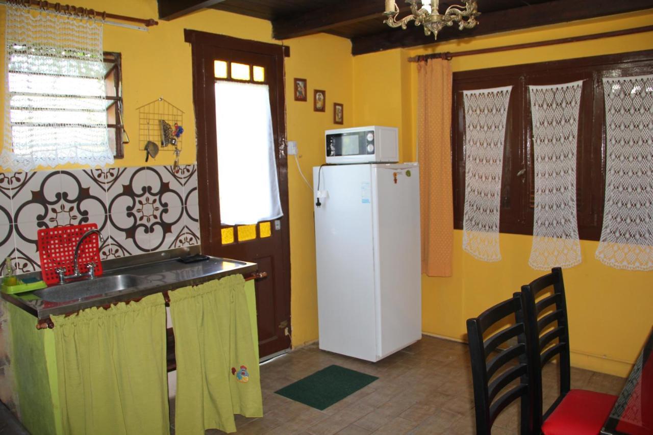 Posada De La Rosarito Hotel Brandsen Bagian luar foto